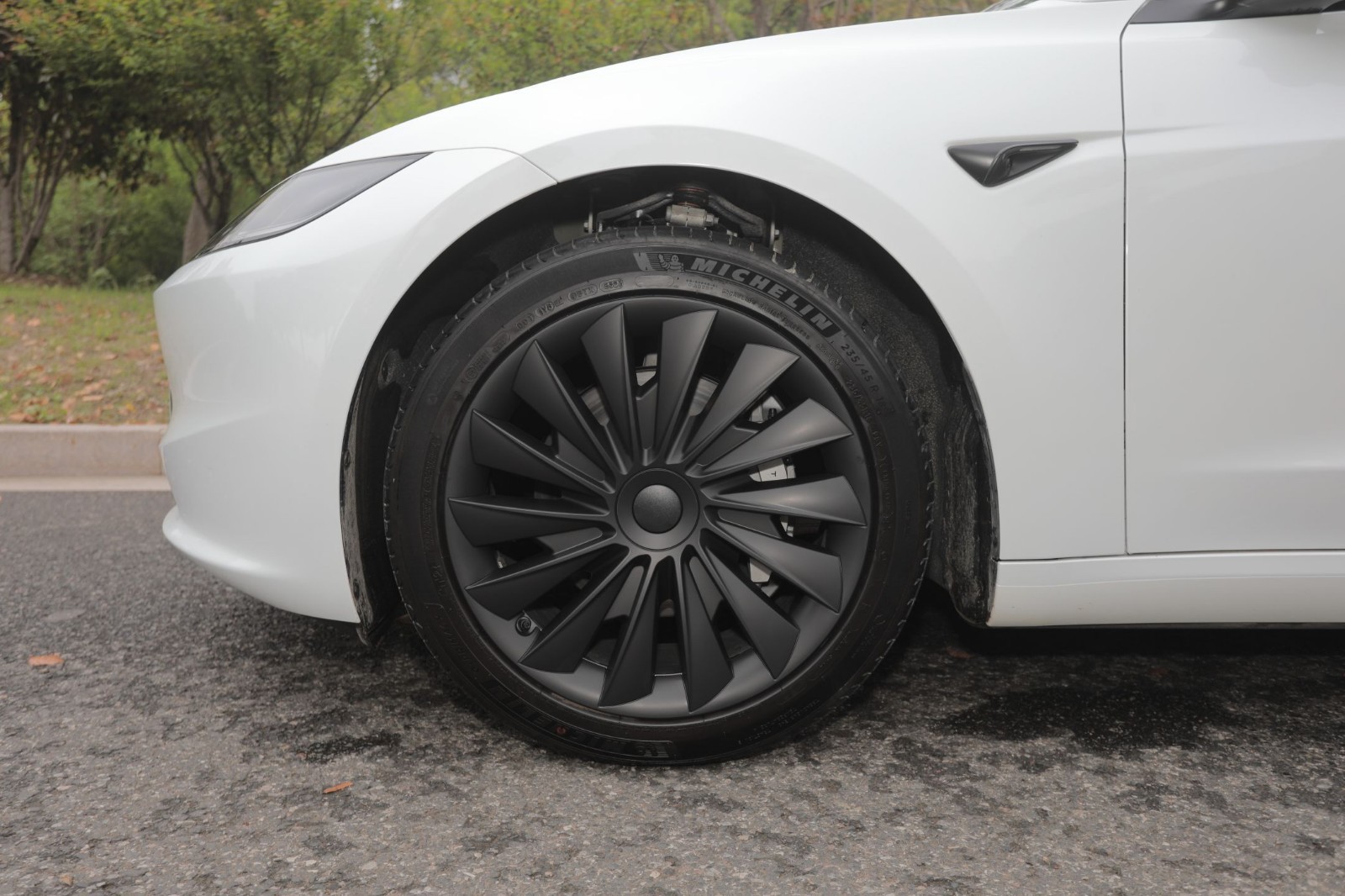 For Tesla Model Y 4 X 19 Inch Wheel Covers Included L Ogo Cover Hubcaps — image 7