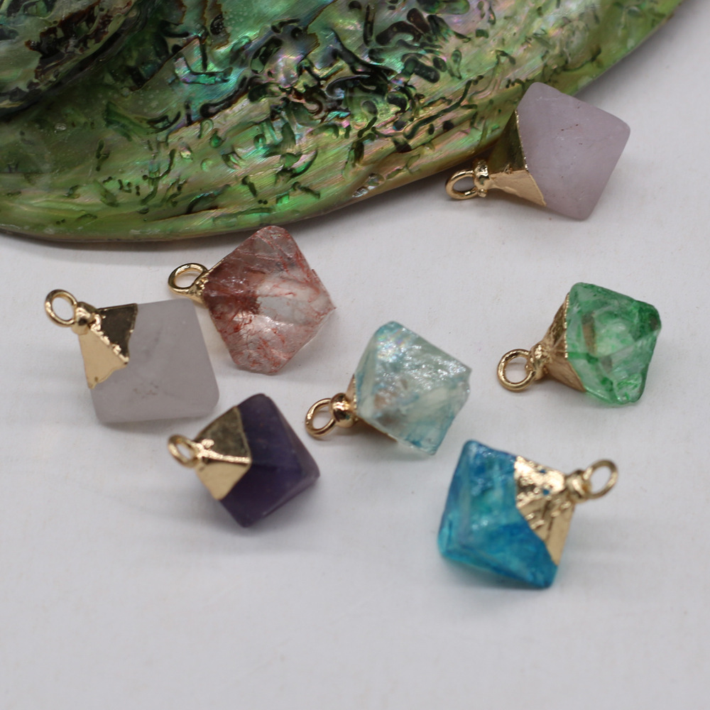 Natural Stone Semi-precious Stone Square Pyramid Crystal Pendant
