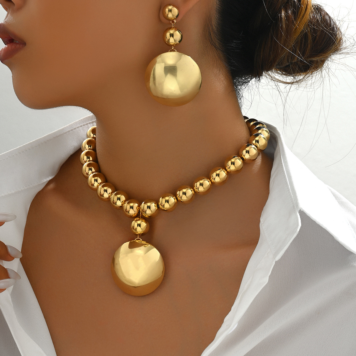 Set · Gold