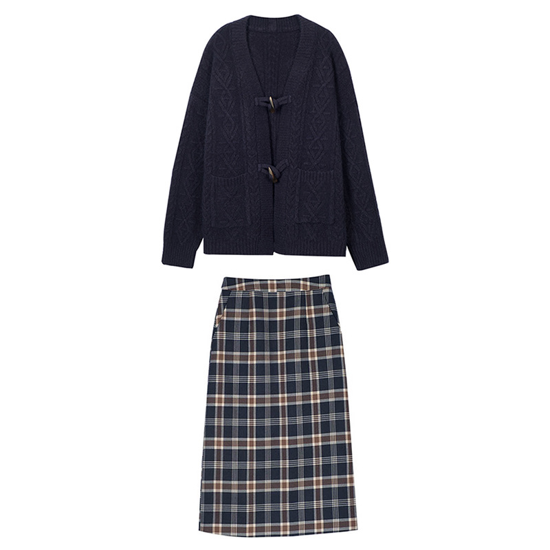 Two-piece Women's Slim Western Sweater Skirt Suit