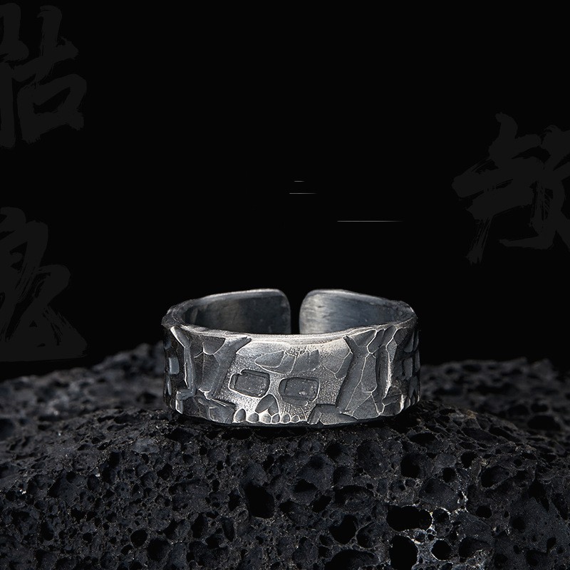 Title 3, Male Trend Domineering Retro Ring, a single sta...