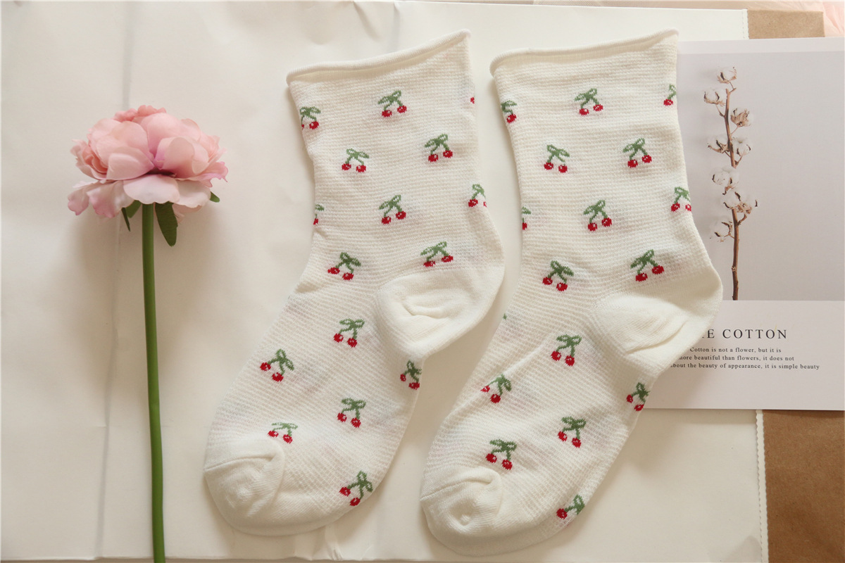 Title 5, Cherry Cotton Socks Middle Tube Socks