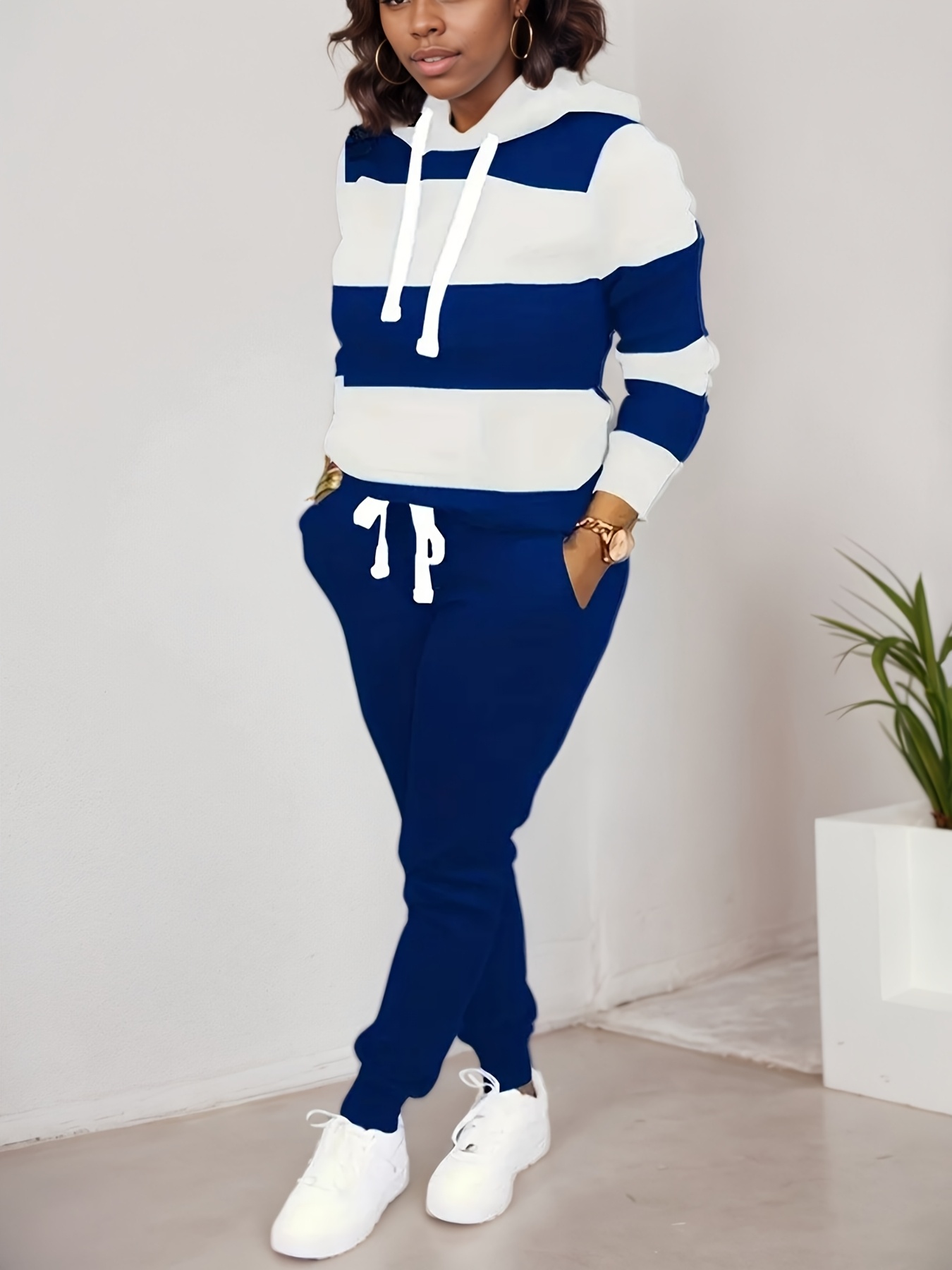 Women’s Two Piece Sportswear Set