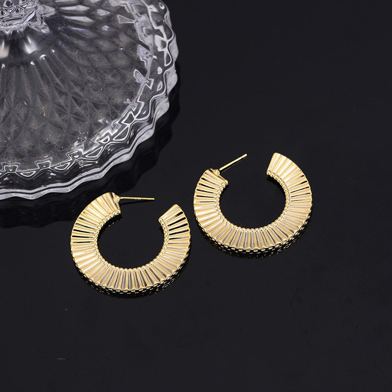 Retro Small Round Temperament Women's Earrings