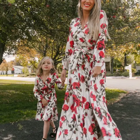 Floral Print Dress for Mother and Daughter