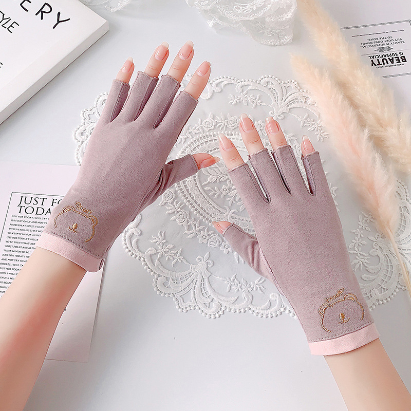 Title 2, Sun Protection Half Finger Nail Gloves