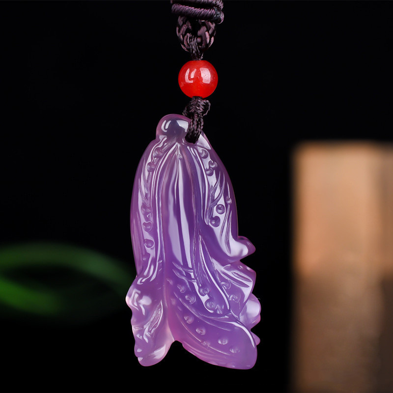 Ice-like Purple Chalcedony Cabbage Pendant Hand Carved Jade Necklace