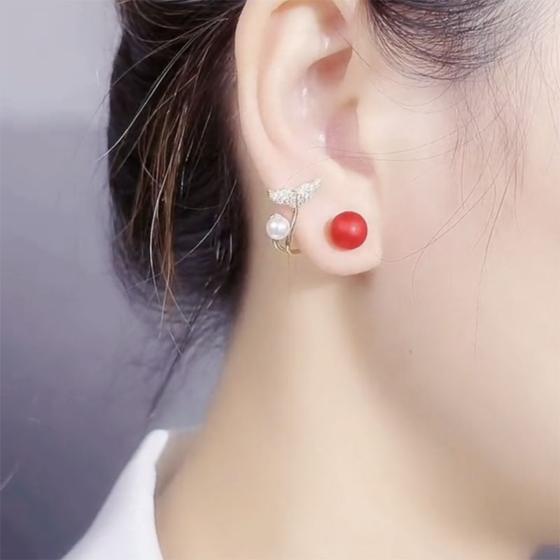 South Korea Dongdaemun Fishtail Pearl Earrings