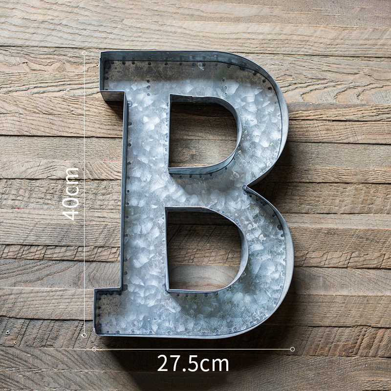 Tin letter flower box ornament wall hanging
