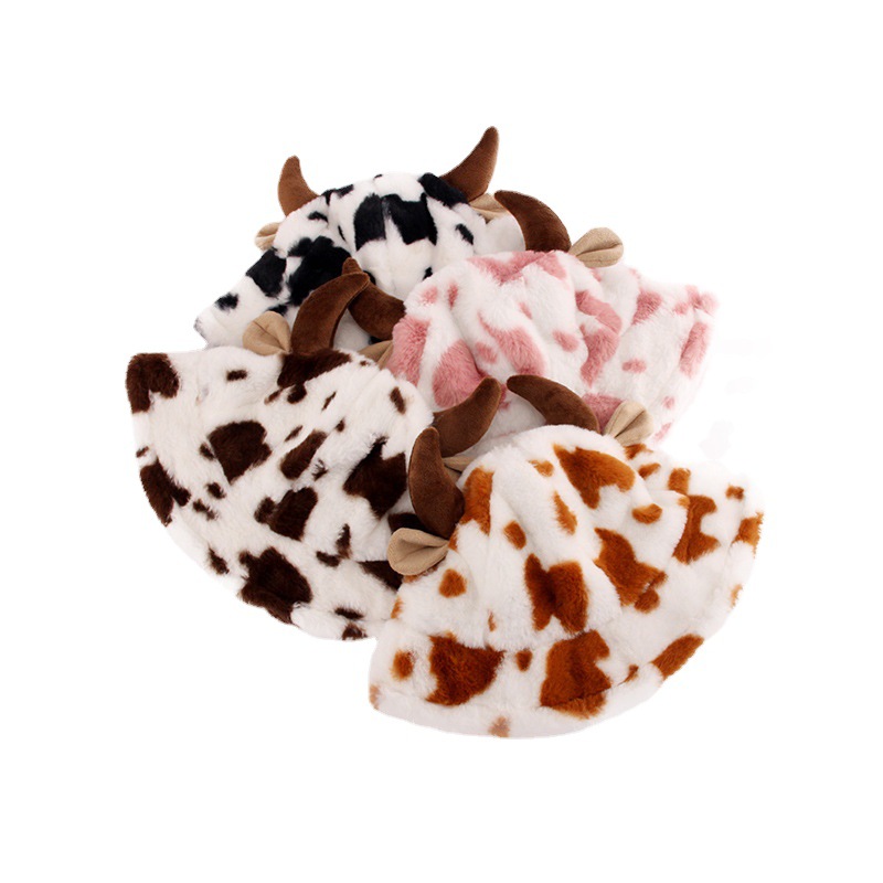 Women's Cow Croissant Print Bucket Hat