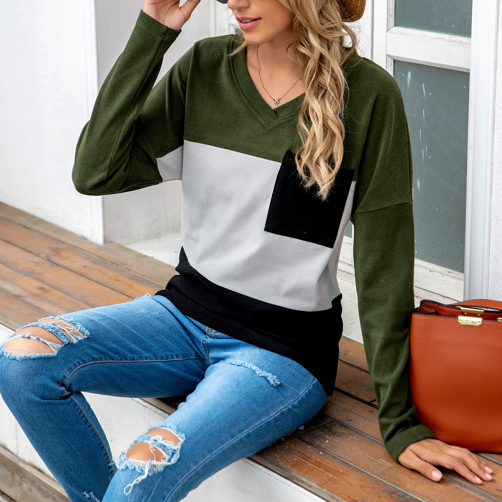 Title 7, V-neck long sleeve stitching three-color plus v...