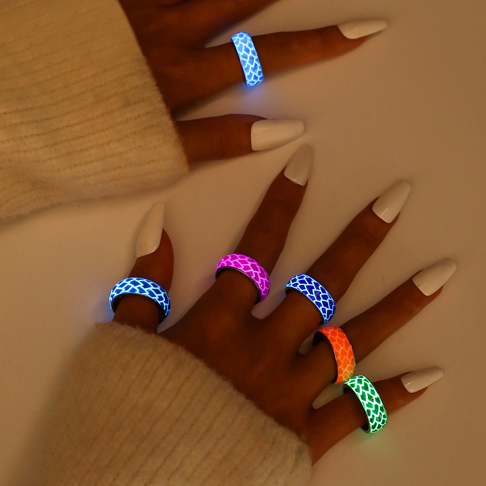 Stainless Steel Luminous Fish Scale Ring