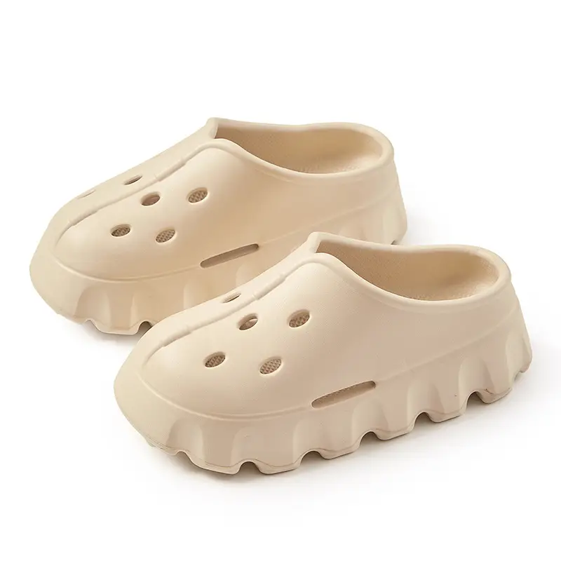 Women's Fashion Outer Wear Thick Bottom Hole Slippers