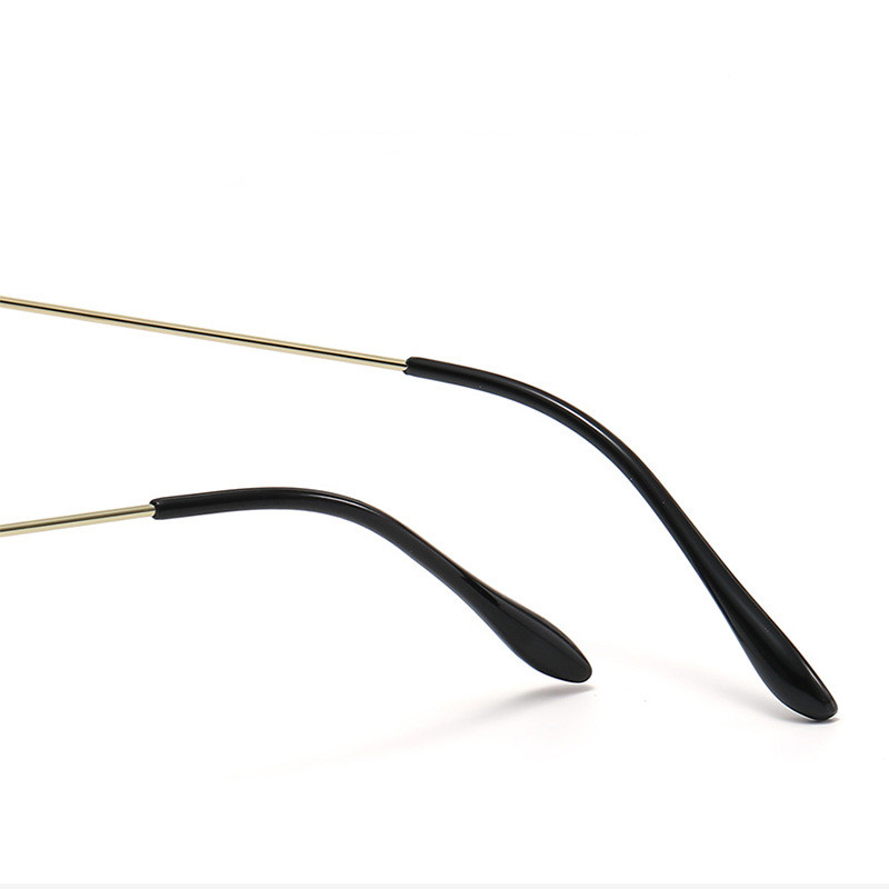 Title 2, Metal Round Eyeglass Frame Is Fashionable