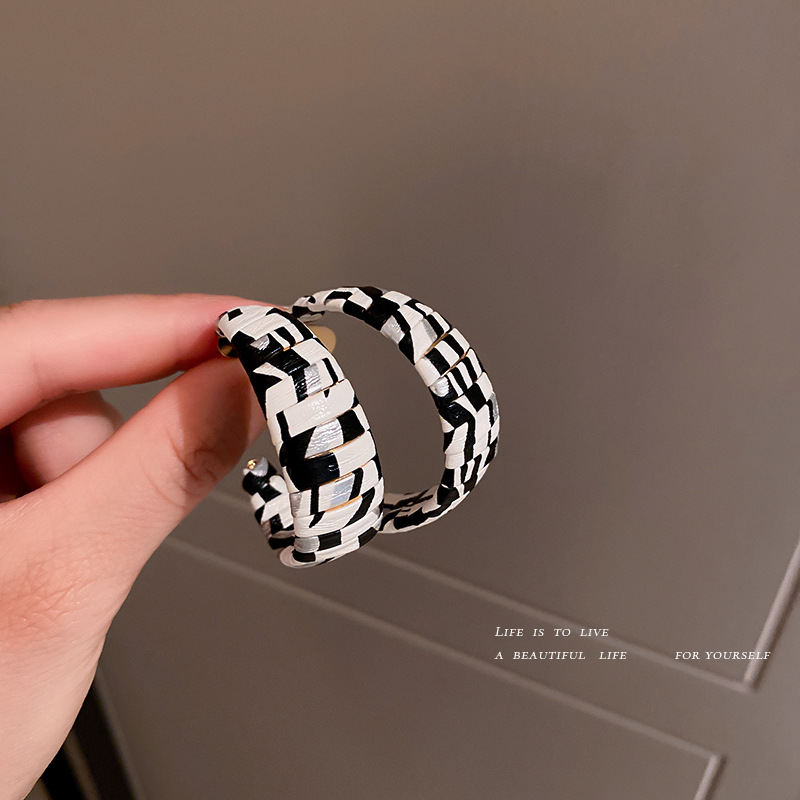 925 Silver Needle C Shaped Leather Earrings