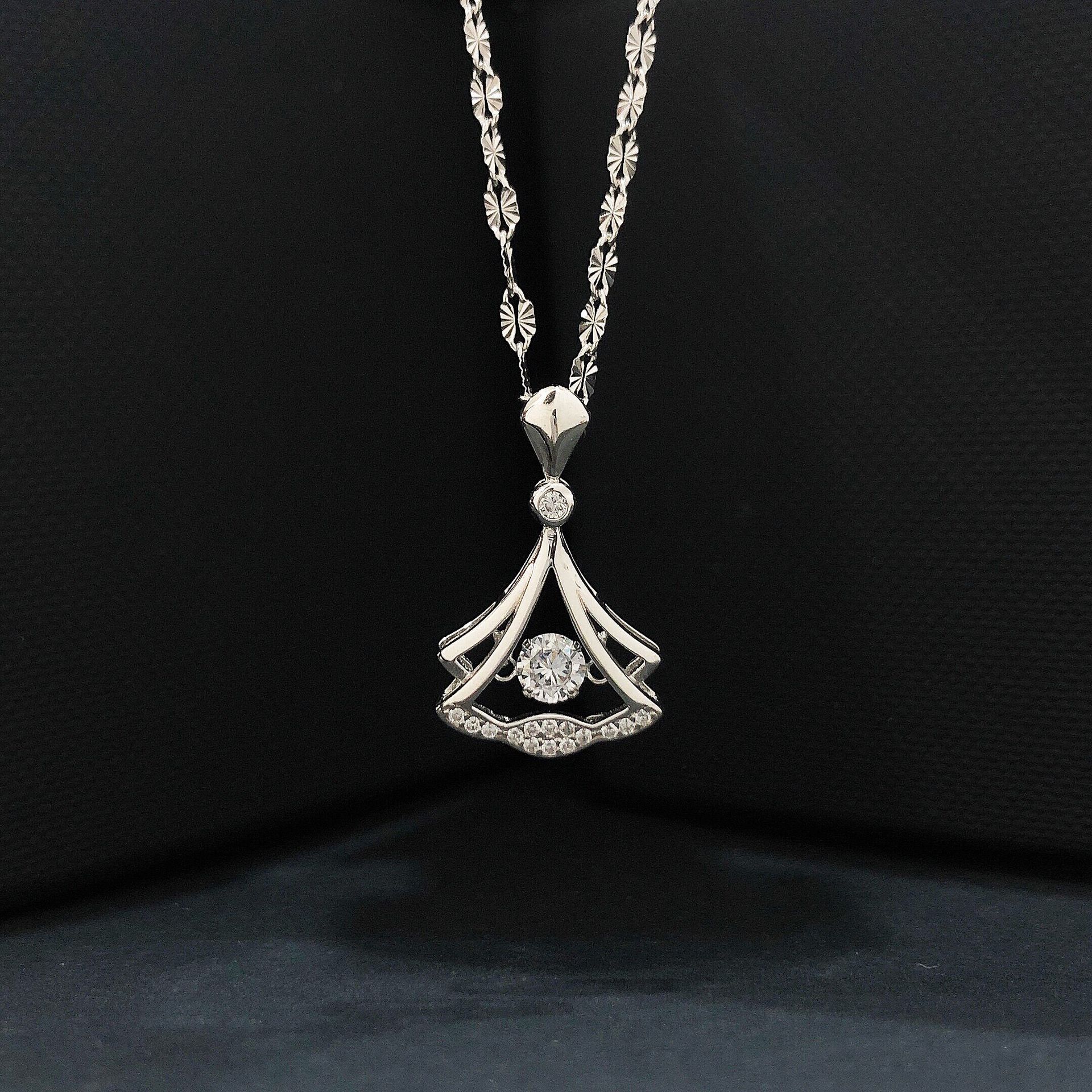 The Same Beating Heart Snowflake Clavicle Chain
