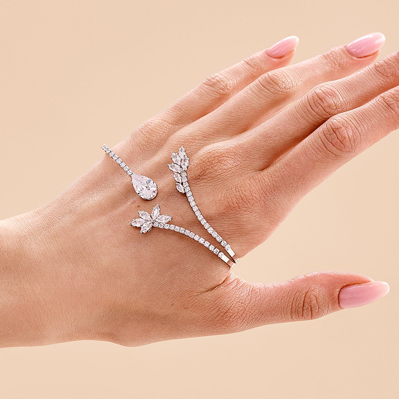 New Women's Fashion Zircon Bracelet