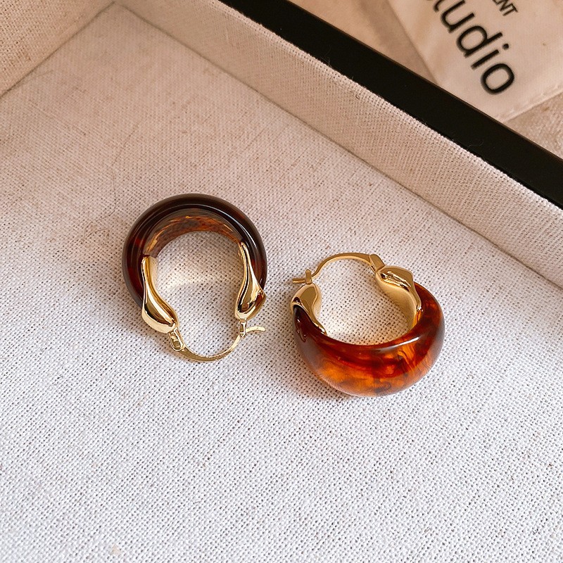 Amber Resin Gold Stud Earrings – Lightweight Statement Pieces - Image 5