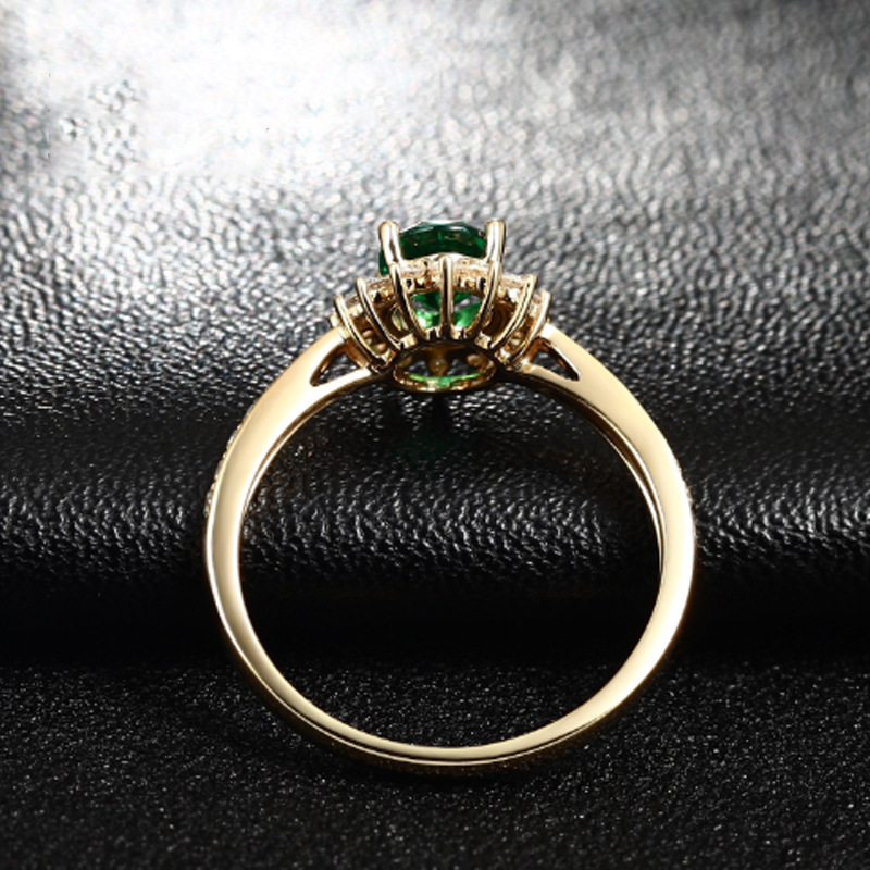 Title 3, Fashionable 18K Gold-plated Emerald Ring For Women