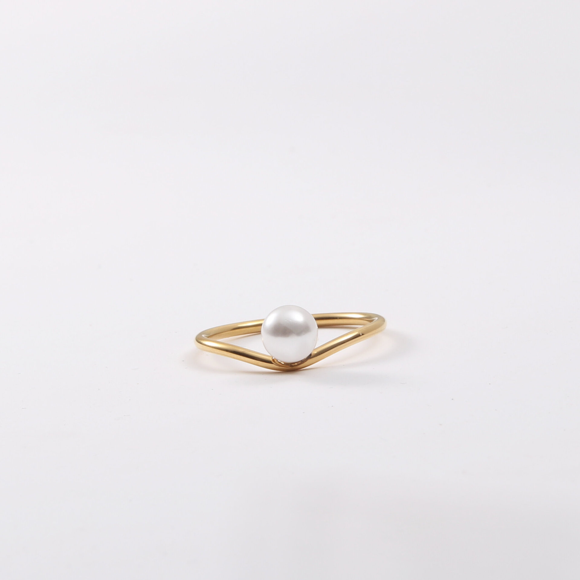 Title 3, 18k Gold Plated Pearl Titanium Steel Ring. A du...