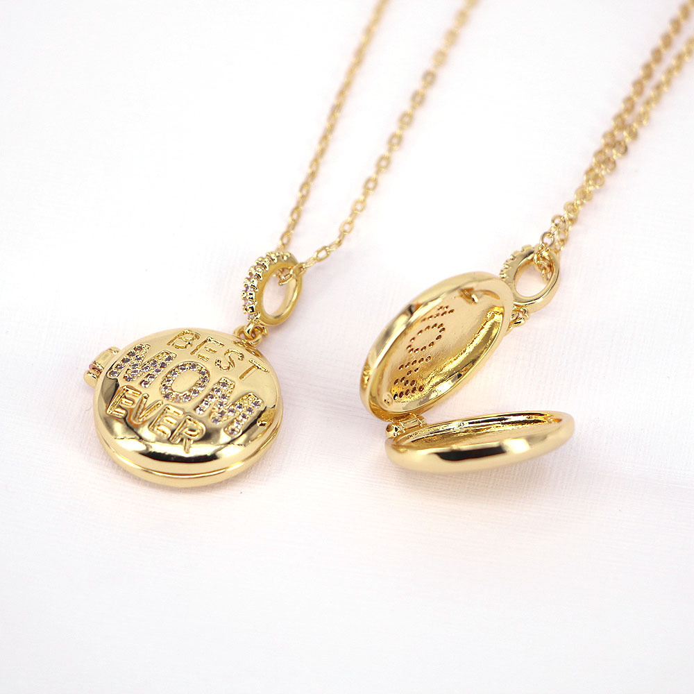 Mother's Day Creative Letter Round Diamond Pendant Necklace