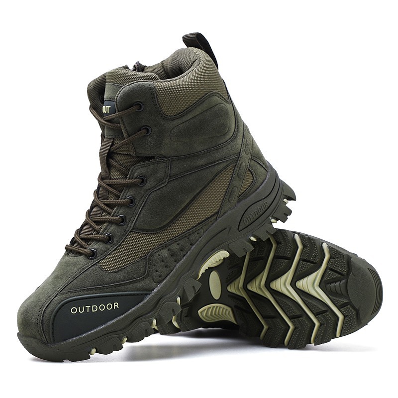 Title 3, High-top hiking shoes men