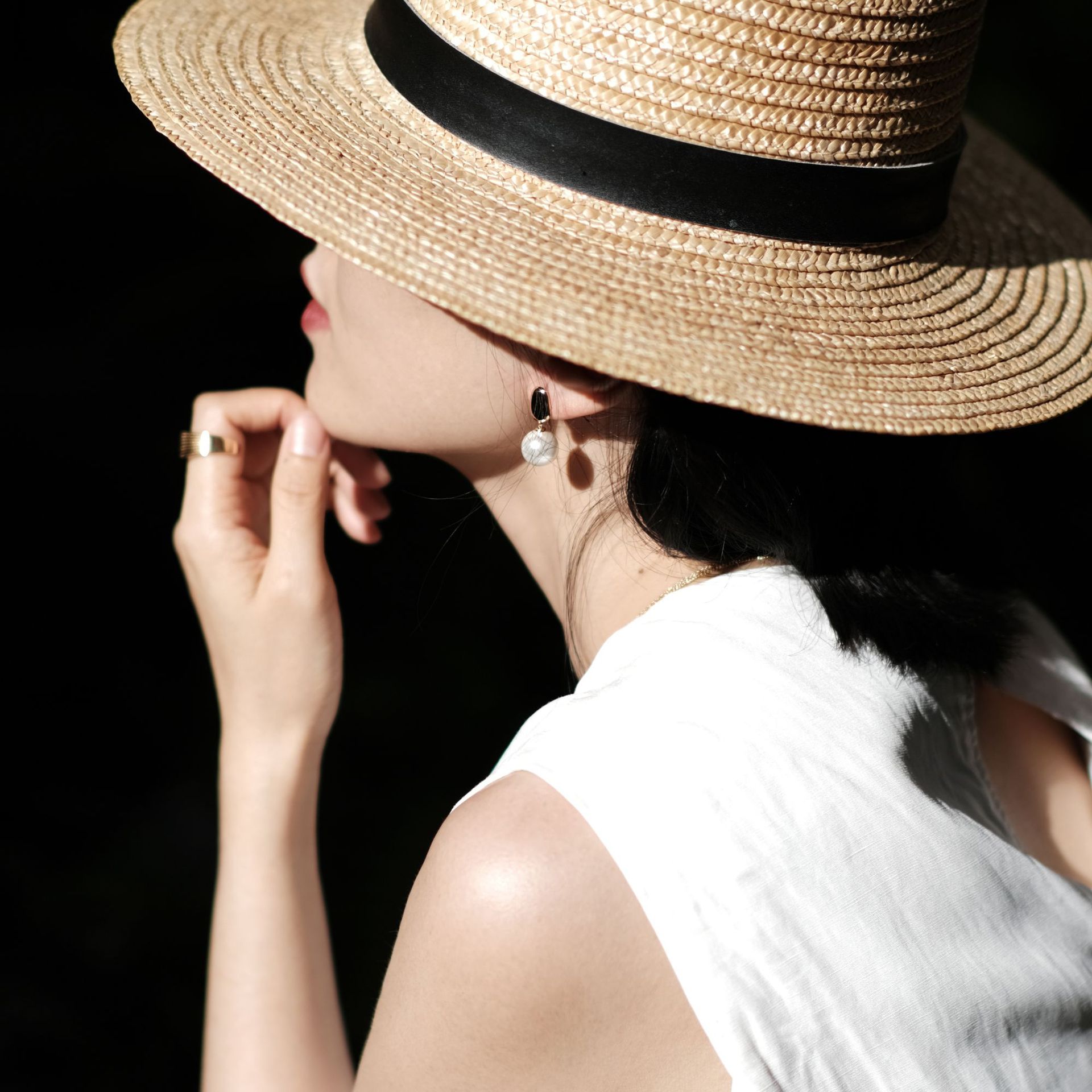 Atmospheric Light Luxury And Elegant Temperament S925 Silver Needle Premium Pearl Earrings