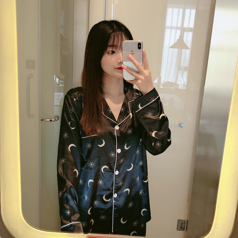 طقم بيجاما نسائي بأكمام طويلة من الحرير الصناعي