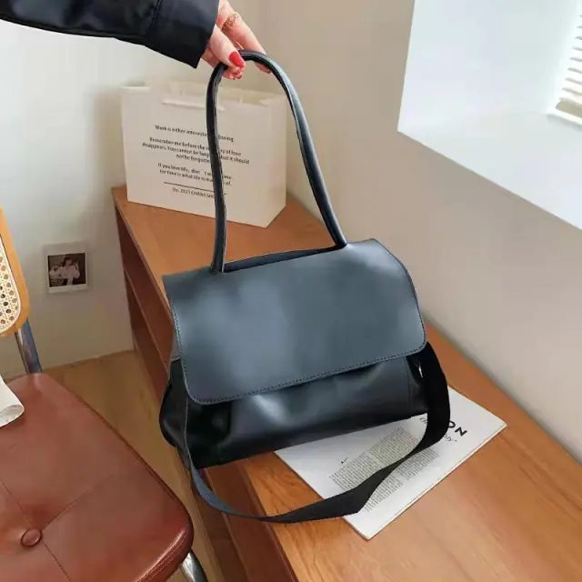 Commuter Handbag Casual Simple Ladies One Shoulder Diagonal Bag Briefcase Black - Shop at LoveMi