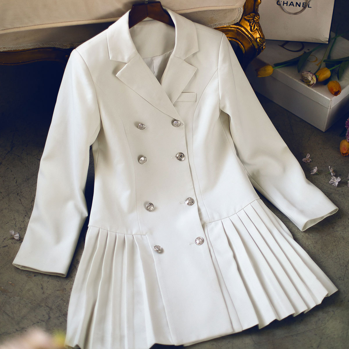 Women's Temperament Double-breasted Slim Suit Lapel Pleated Skirt