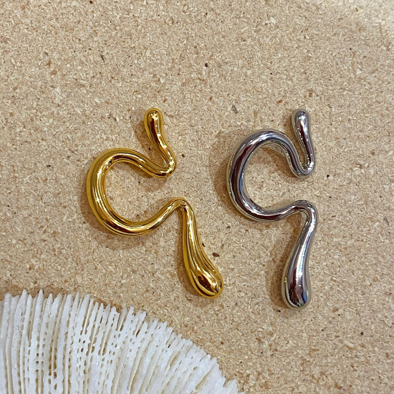 Irregular Ear Clip Snake-shaped Ear Clip