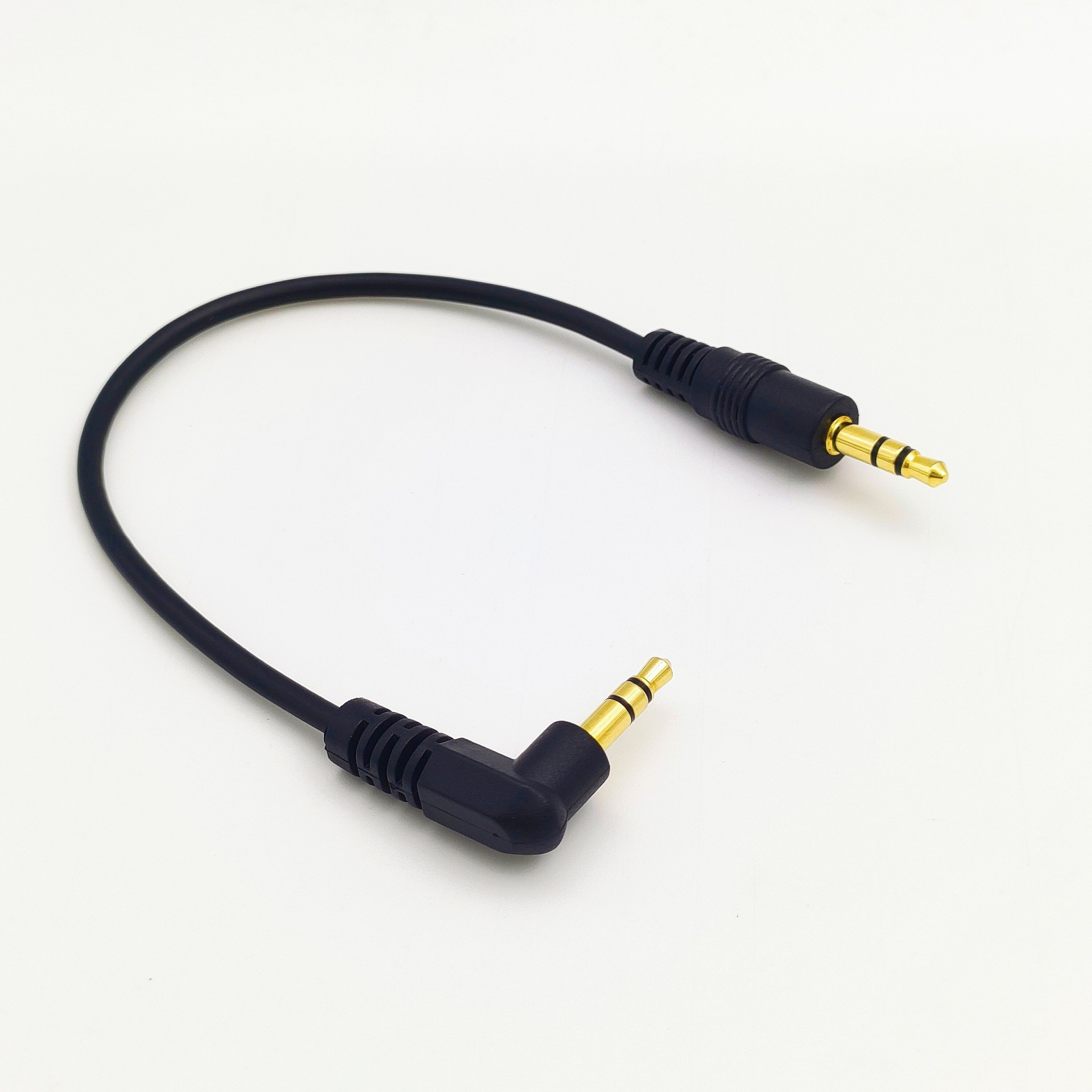 20CM35mm Male-to-male Speaker Cable Three-section Gold-plated Computer Cellphone Speaker Connection