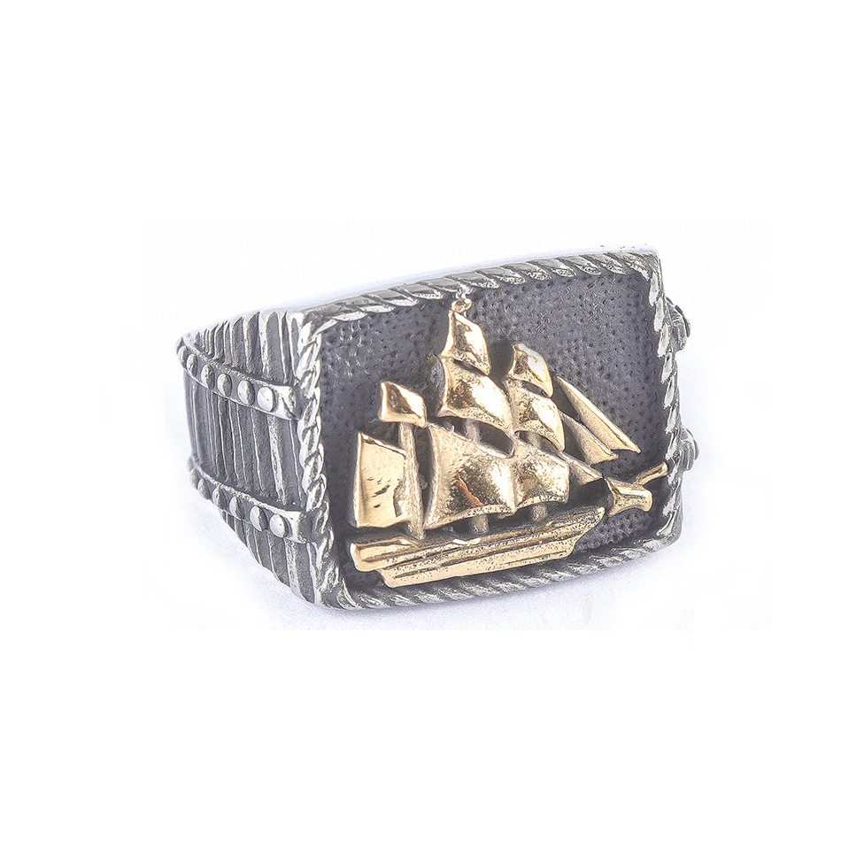 Fashion Statement Sailboat Pattern Two-tone Ring