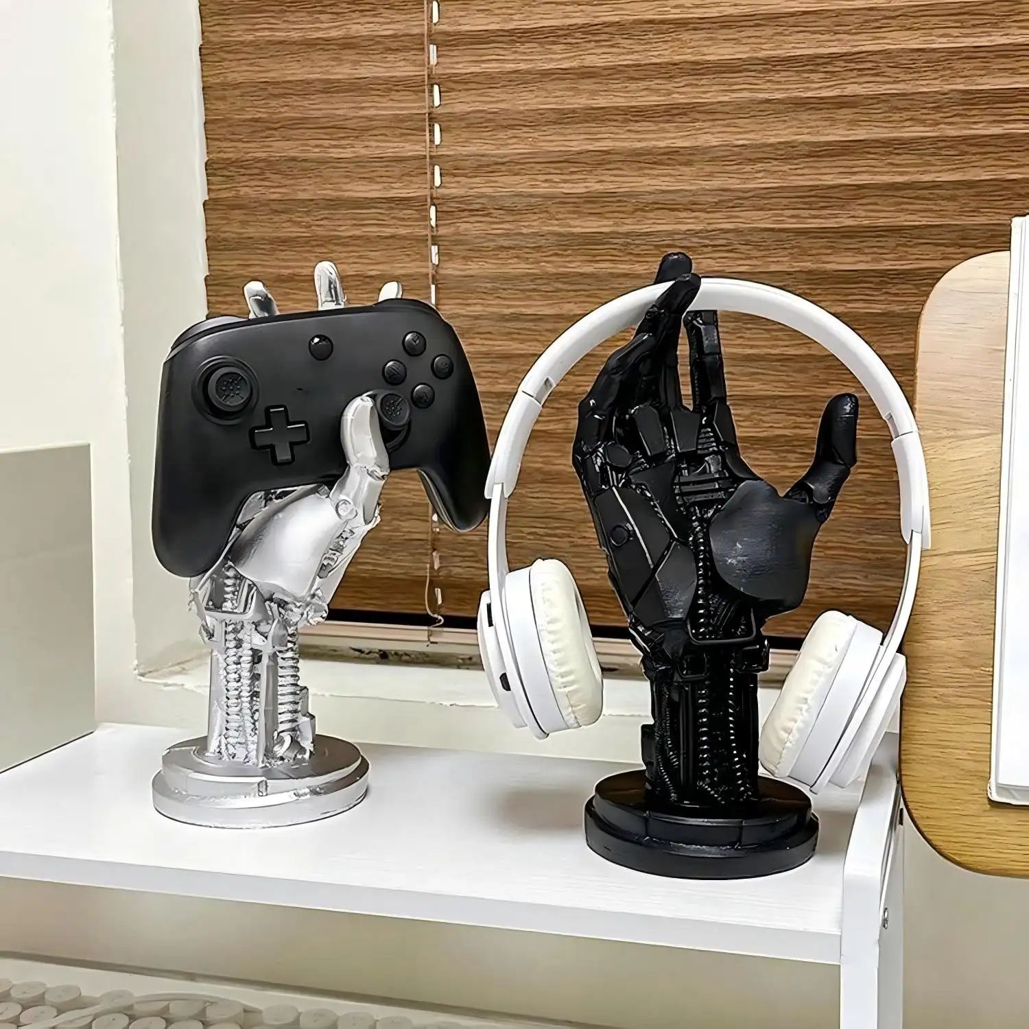 Creative Mechanical Hand Staue, Gaming Controller Holder Stand, Headphone Holder, Necklace Holder, Robot Hand Sculpture, Hand Crafts, Realistic Hand Decor, Mode