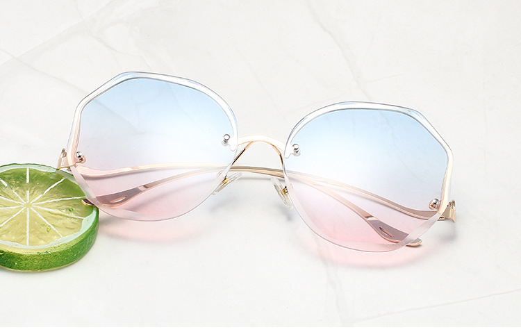 Women's Irregular Rimless Cut Edge Sunglasses - Image 3