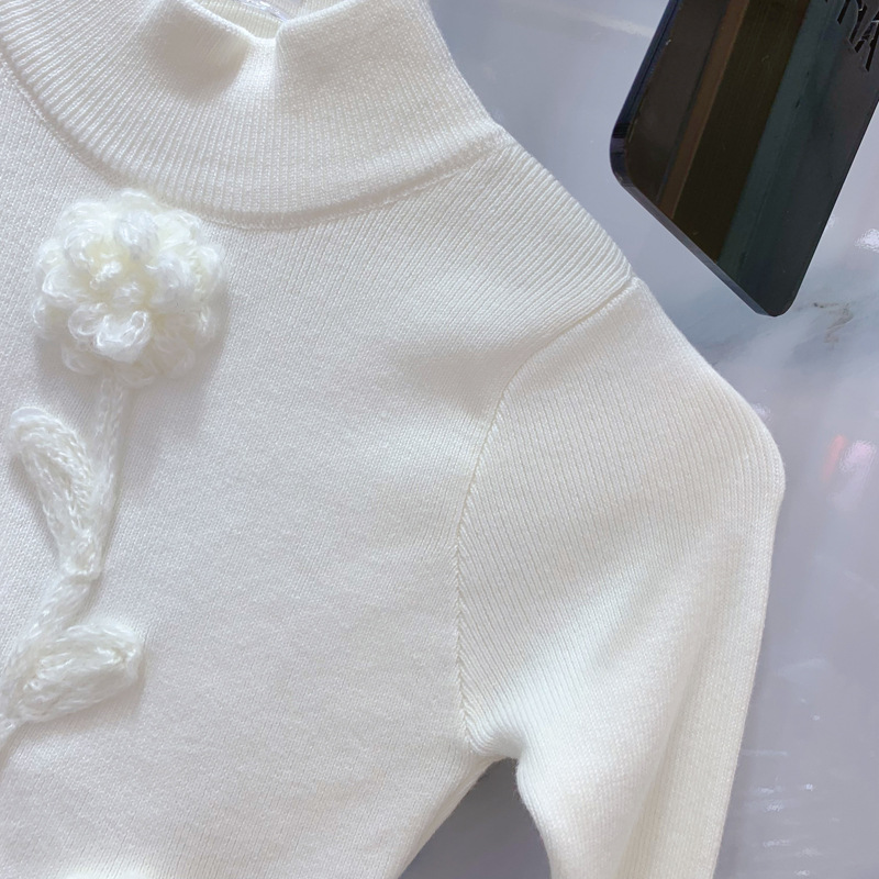 Three-dimensional Flower Knit Sweater With Split Ends And Long-sleeved Beaded Top