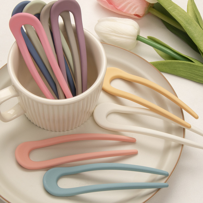 Girly Candy Color U-shaped Hairpin