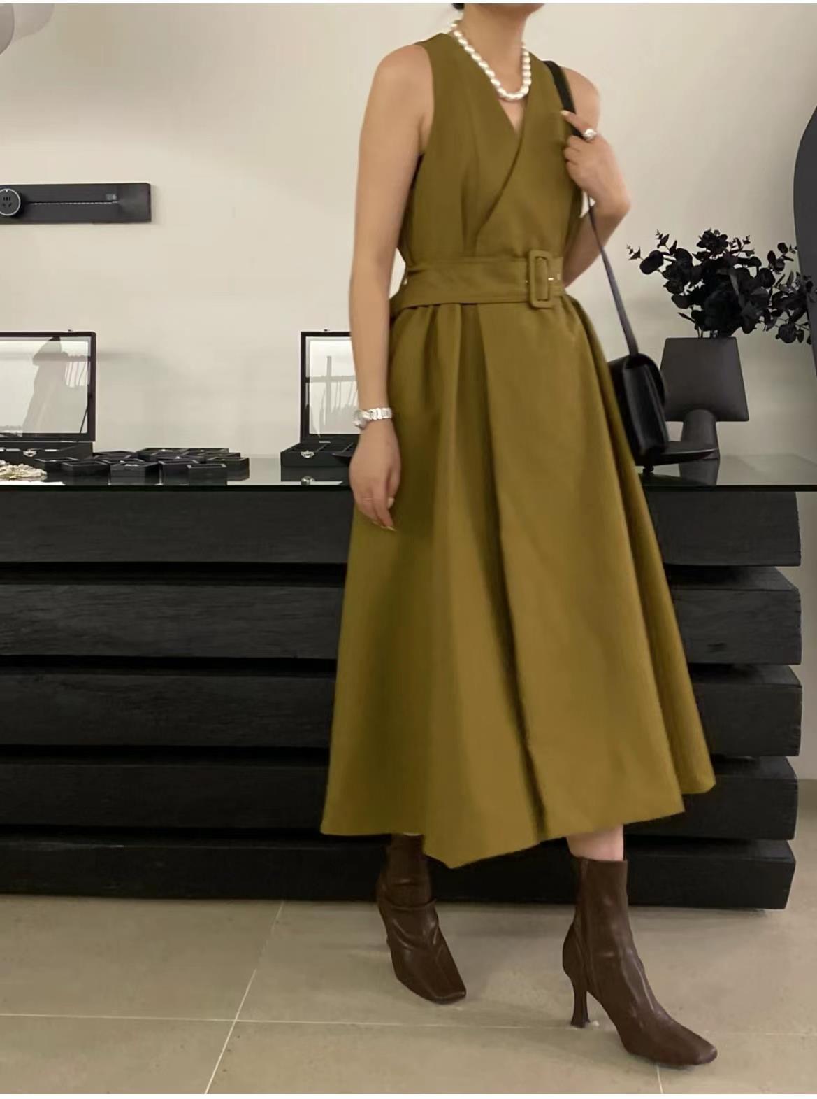 Elegant Temperament Hundreds Of Sleeveless Dresses Plus Trench Coat Set Green - Shop at LoveMi