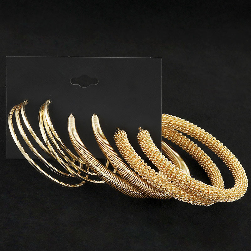 Personalized Simple Retro Golden Round Earrings Cross-border New Arrival Exaggerated Women's Ear Ring One Piece Dropshipping