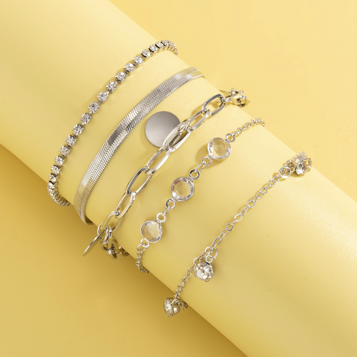 Creative Snake Bone Chain Rhinestone Tassel Bracelet Simple Sequin Claw Chain Set Bracelet