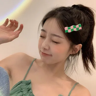Women's Summer Checkerboard Acrylic Acetate Clip Pink Green Waves - Shop at LoveMi