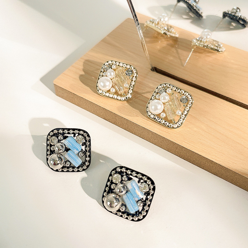 Korean Retro Court Style Rhinestone Square Geometric Stud Earrings