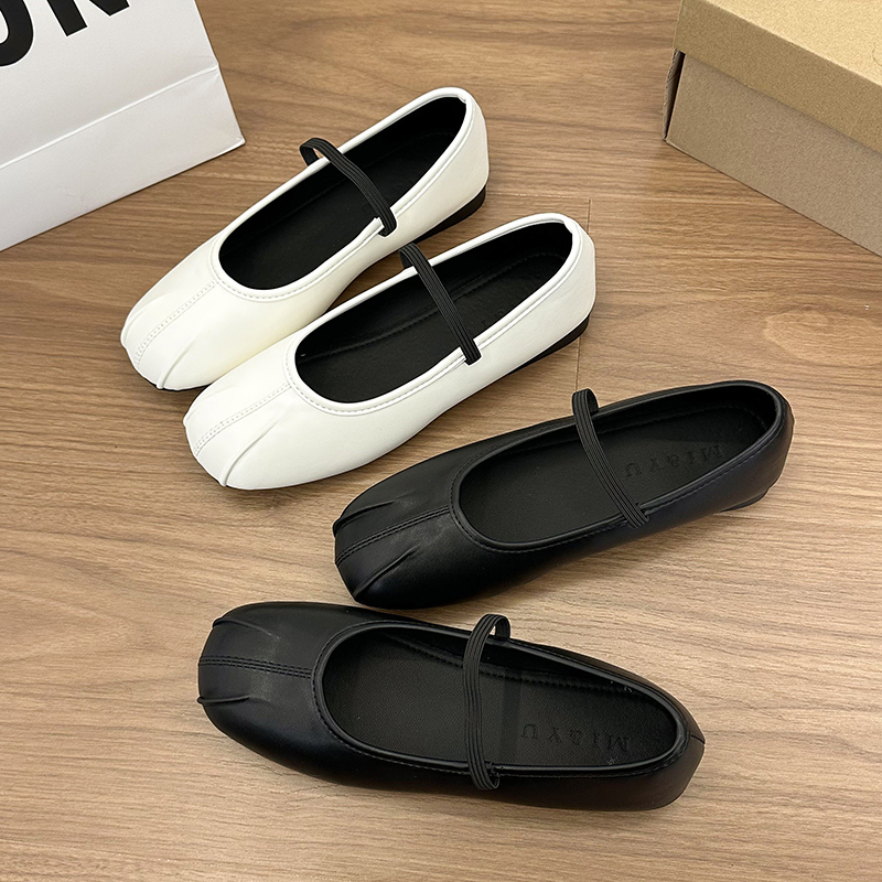 Mary Jane Low-Cut Flats, picture 2 of 3