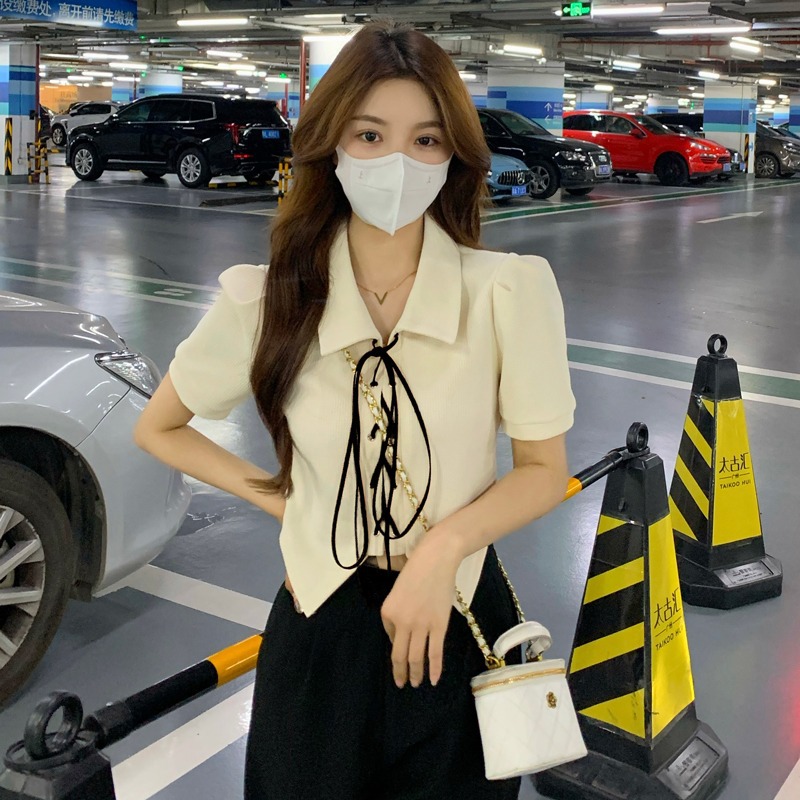 Women's Slim Fitting Irregular Short Sleeved Shirt