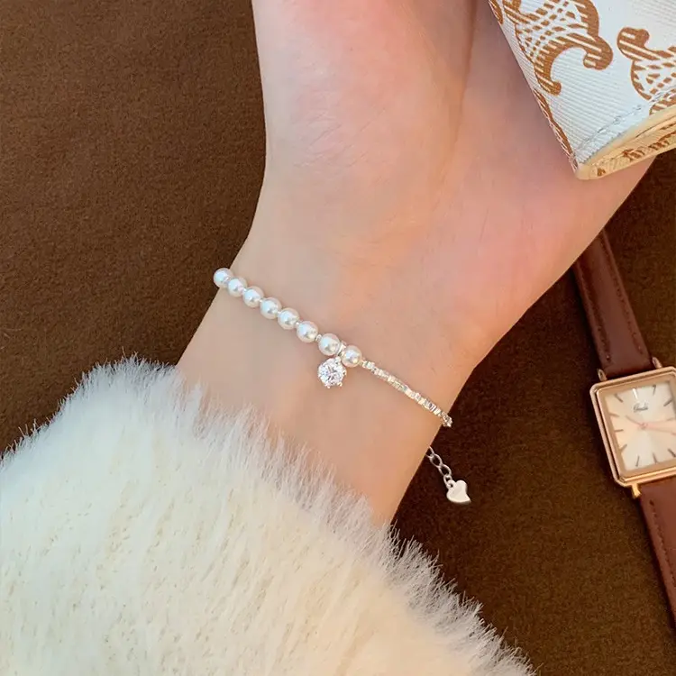 Women Crushed Silver Pearl Beaded Bracelet, Light