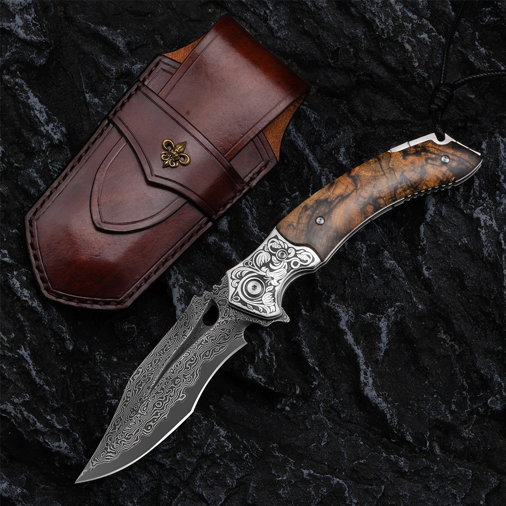 Knife with leather case