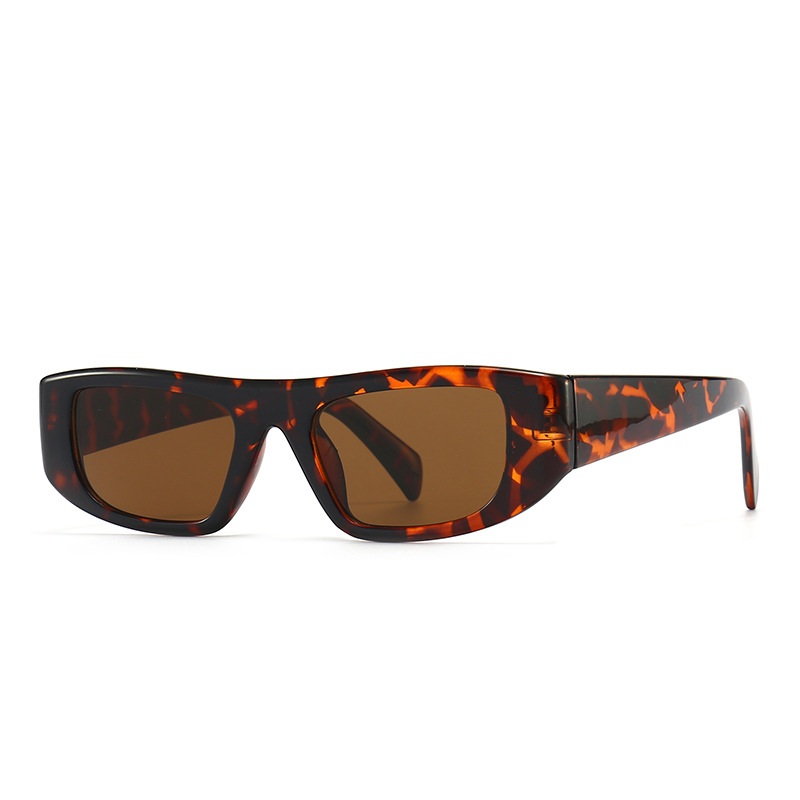 Title 9, Modern Retro Square Sunglasses PR20W