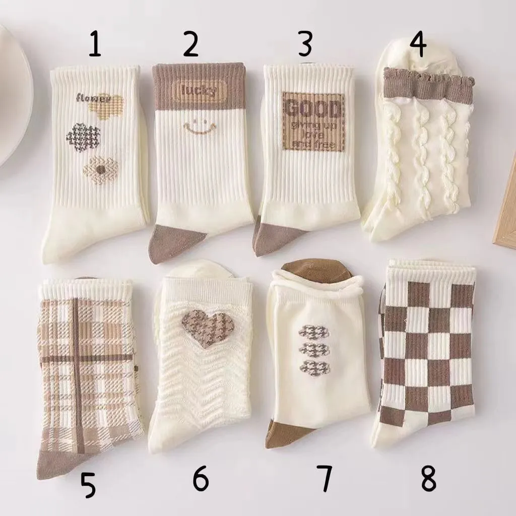 Mori Middle Tube Socks Fall New White Students Sweet Wind - White And Brown Check8