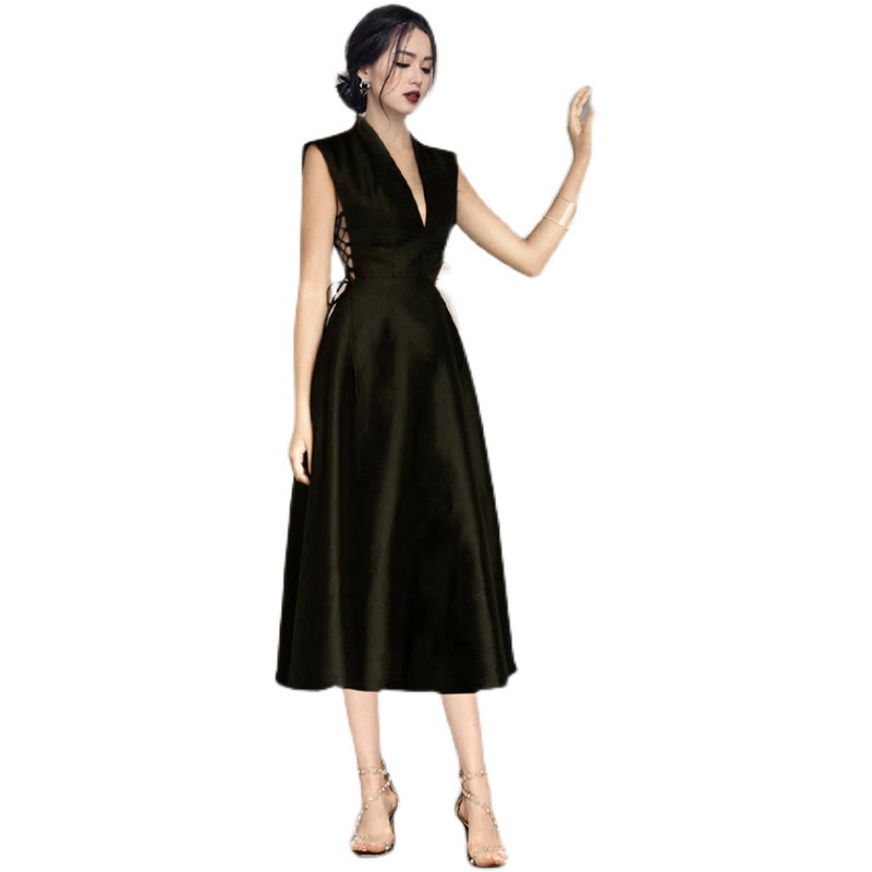Satin V-Neck Cheongsam Dress, picture 4 of 5