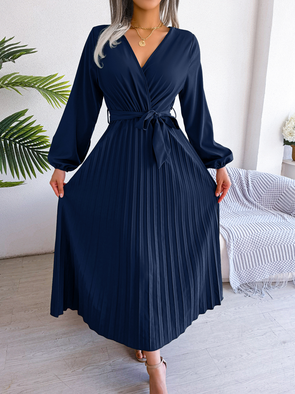 Buy Women's Clothing Online | Buy Trending Dresses for Women